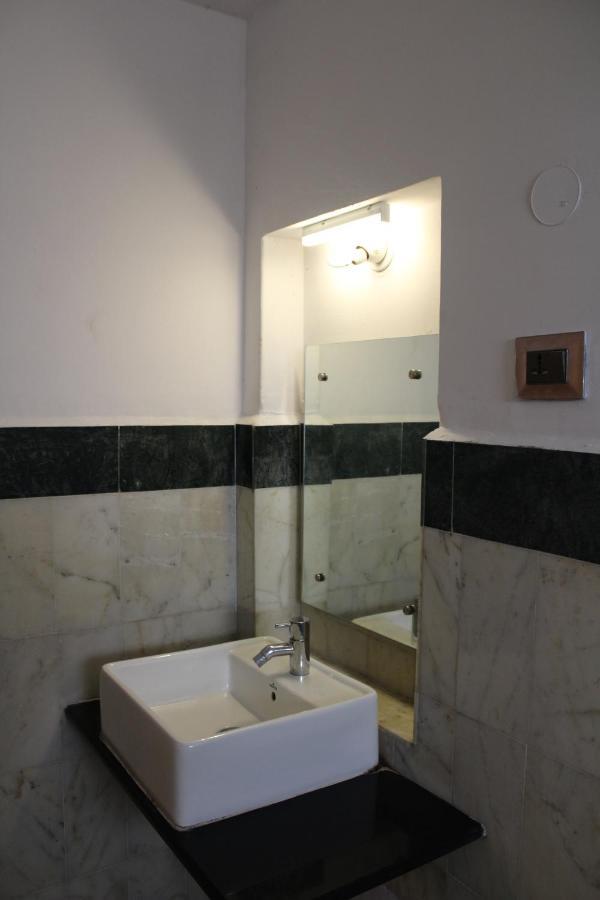 Kaveri Hotel Bed & Breakfast Mysore Exterior foto